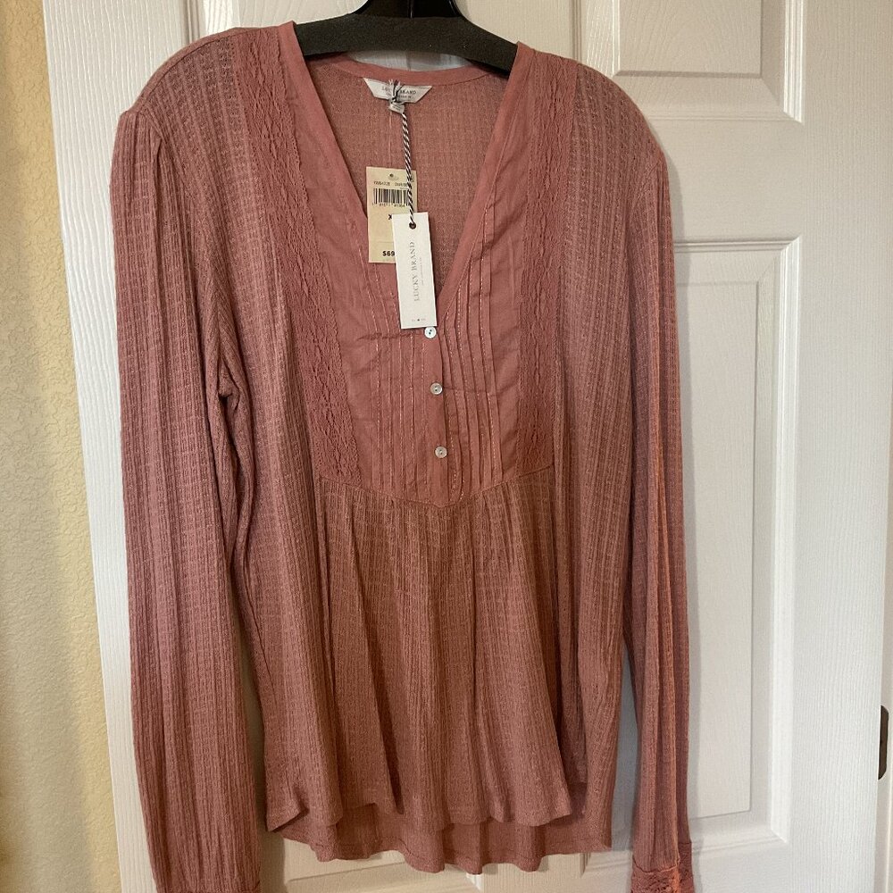 NWT Lucky Brand pink v-neck top XL